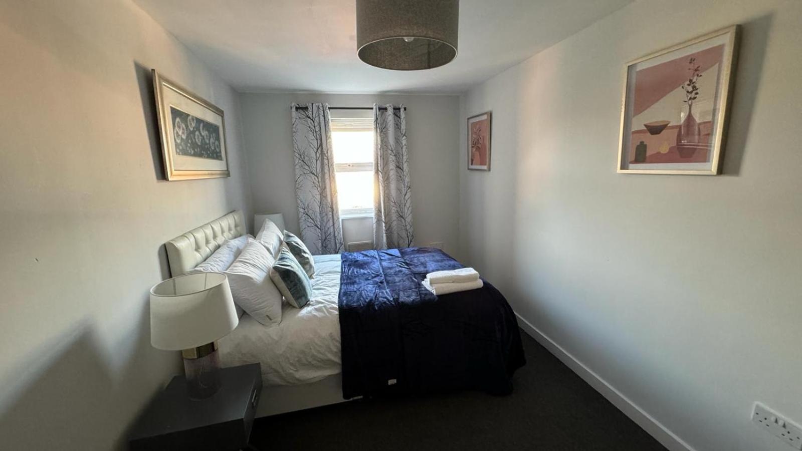 Spacious 1 Bedroom Apartment In Wigan Shevington Dış mekan fotoğraf